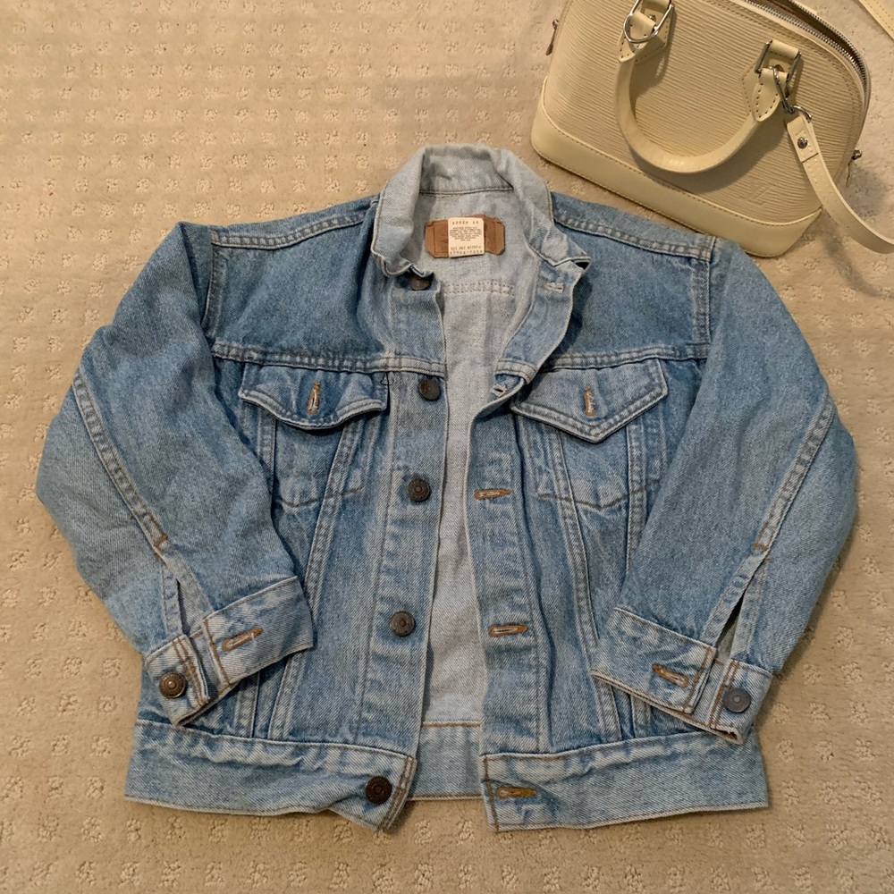 Vintage cropped Levi jacket